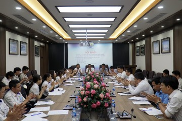 修改工作流程，指导安全程序执行并定期报告的研讨会