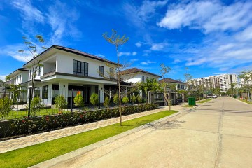 2022 年 02 月份更新施工进度 - Star Villas 项目