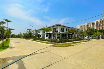 2022 年 03 月份更新施工进度 - Star Villas 项目