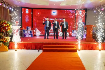 INVESTCORP集团举办2022年终晚会—迎接2023新年